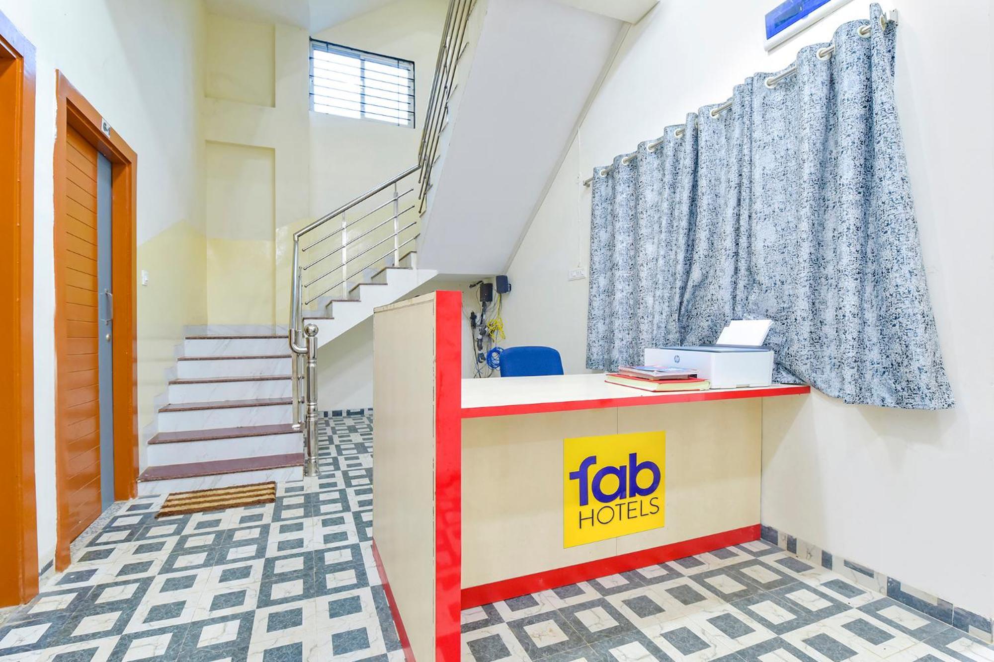 אינדורה Fabhotel Grand Embassy מראה חיצוני תמונה