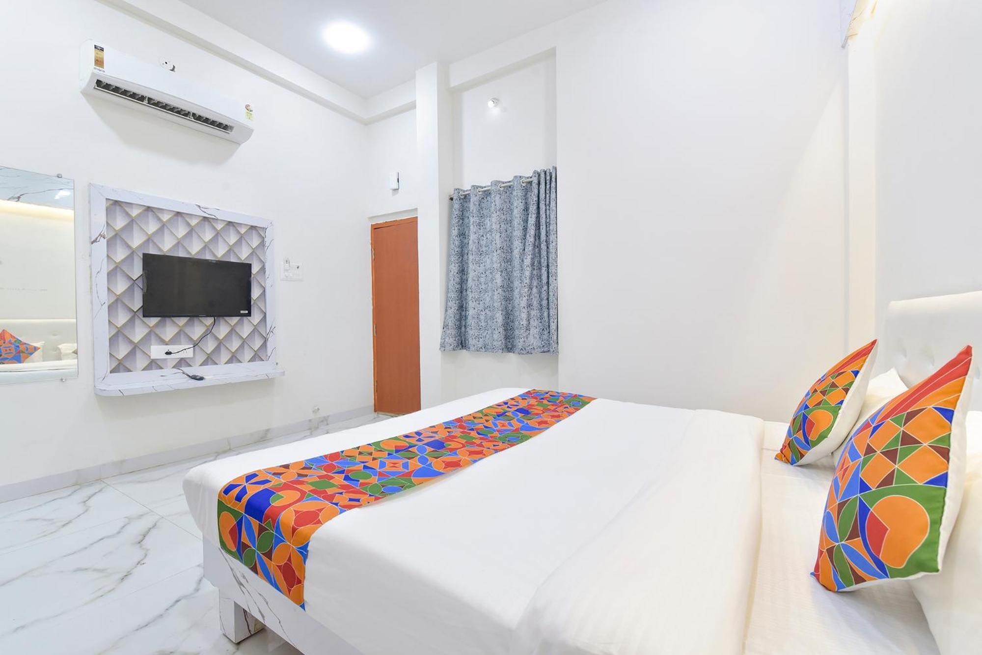 אינדורה Fabhotel Grand Embassy מראה חיצוני תמונה