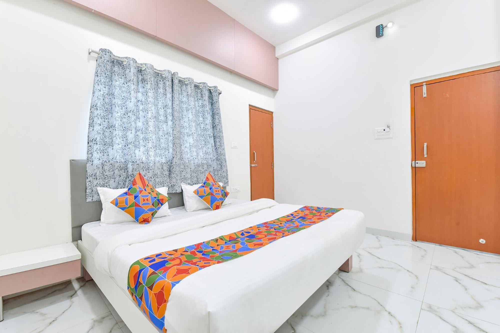 אינדורה Fabhotel Grand Embassy מראה חיצוני תמונה